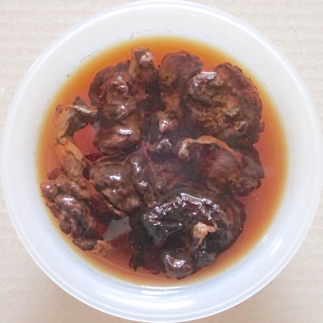 毒抜き中。まず水で戻します