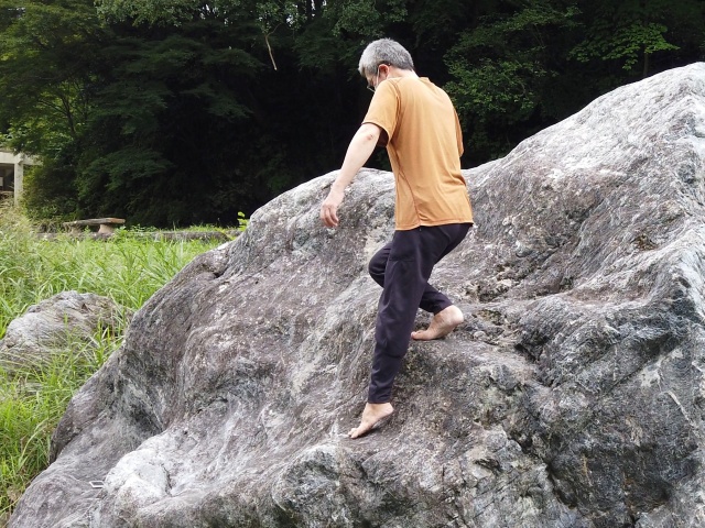 ノーハンドのクライムダウン