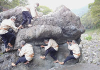 トラバースの課題を登る