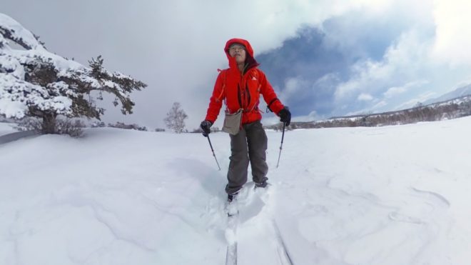 不本意な「歩くスキー」