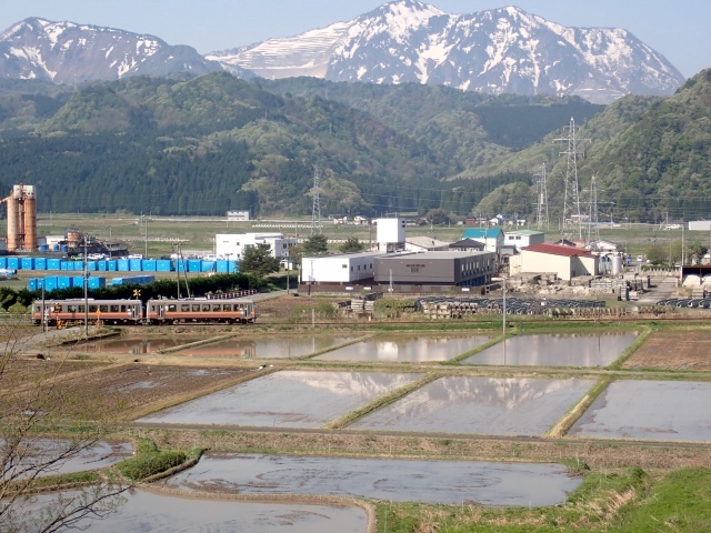 大糸線を見ながらＦＭＭへ向かった