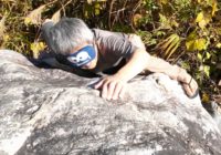 再起動は目隠しと草履で