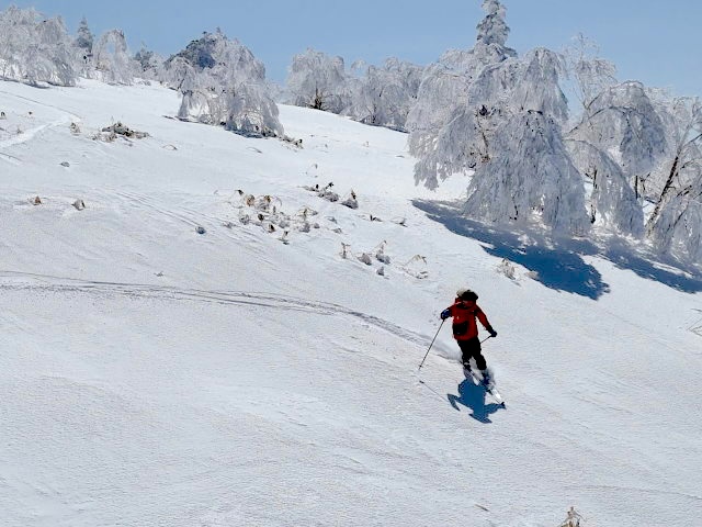 下るにつれて風も収まり、条件は最高！