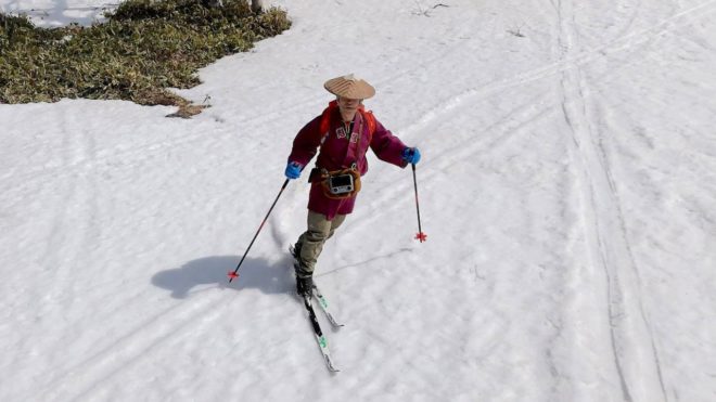 茶色の景色で滑り納め